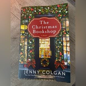 Like new! Clean pages!